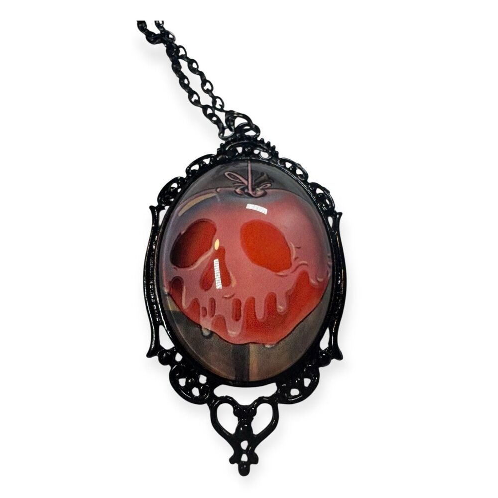 Disney‎ Sleeping Beauty Poison Apple Necklace Snow White Pendant Halloween - Picture 3 of 4
